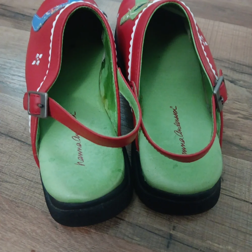 Hanna Andersson Red Kids Slippers with Animal Design